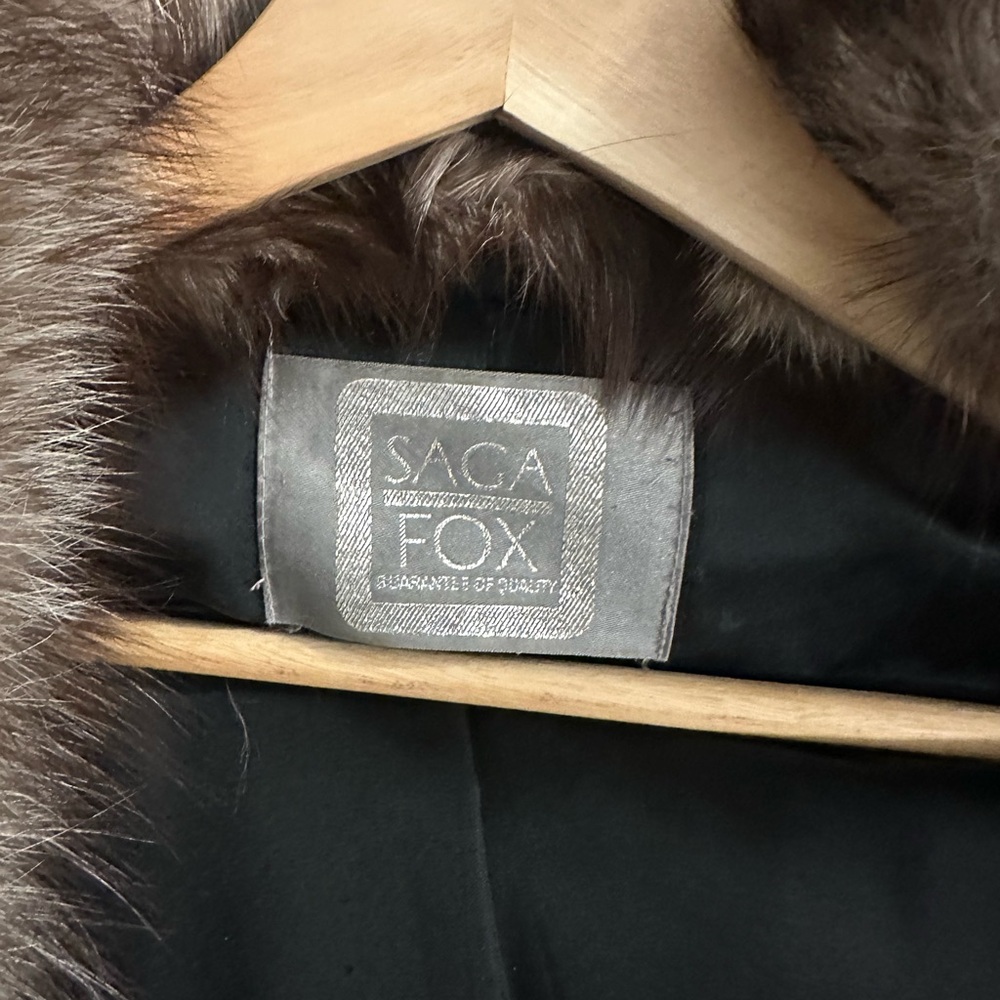 Saga Fox Real Fur Coat | Blue Frost Fox (Gray/Silver Tone) | Size M | Vintage - Picture 7 of 15